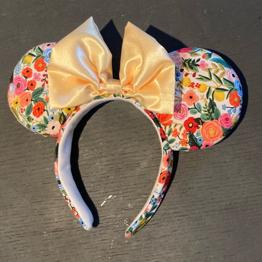 Disney Rifle paper Minnie Mouse floral ears